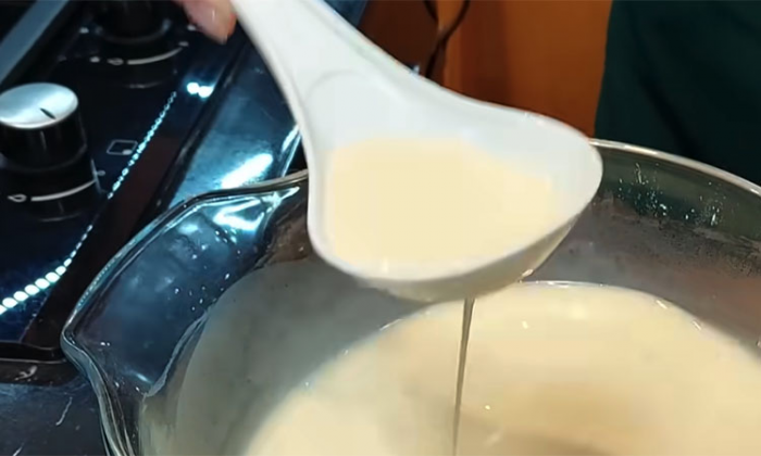 Деревенские блины-налистники, тоньше воздуха. Старинный способ, как печь их совсем без муки