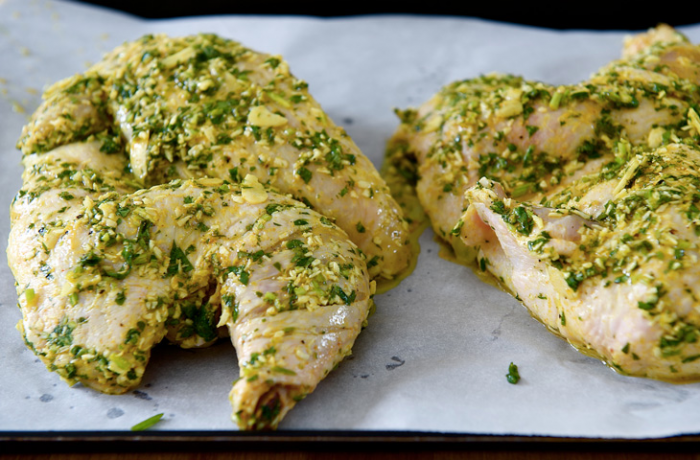 Используем остатки зелени: делаем заправки и масло