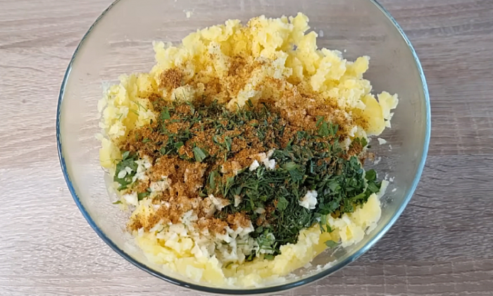 Жареная картошка по-японски. Делаем из пюре и подаем как закуску