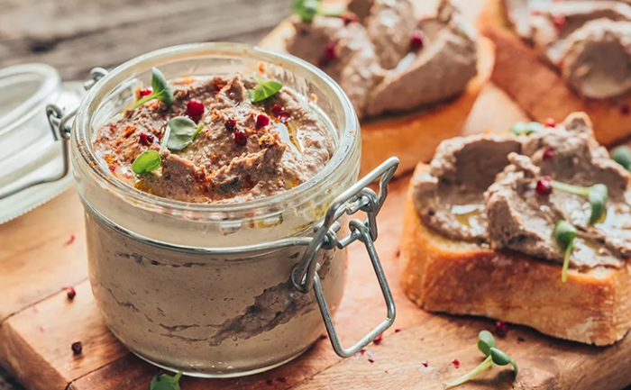 Паштет из печени, но без жарки: текстура нежная почти как суфле