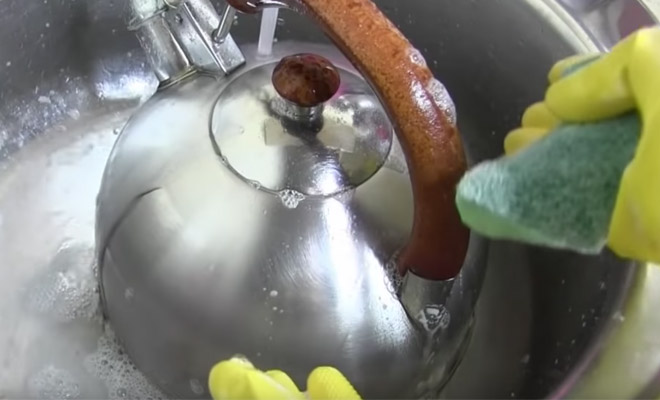 Сода и перекись: способ чистки всего от опытных жильцов