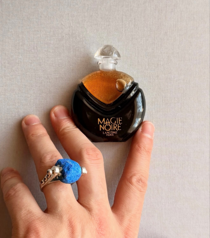 Разное> Духи  Magie Noire от Lancome.