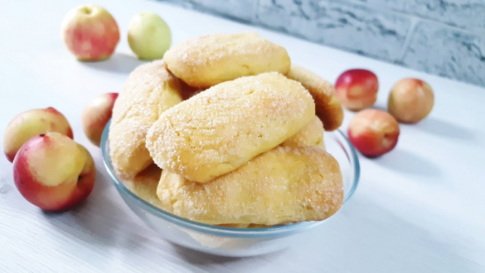 Кулинария>Самое быстрое печенье с яблоками!